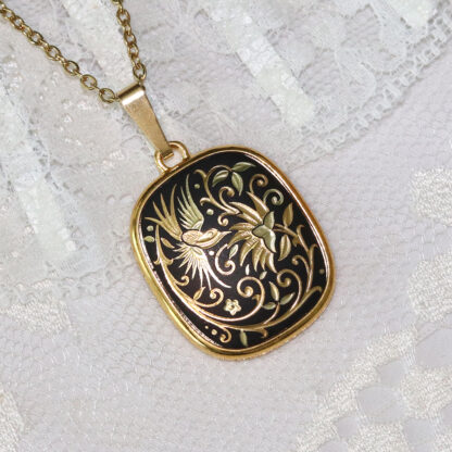 damasquino pendant