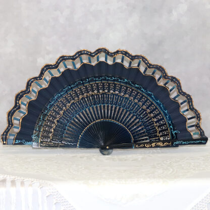 curved edge fan